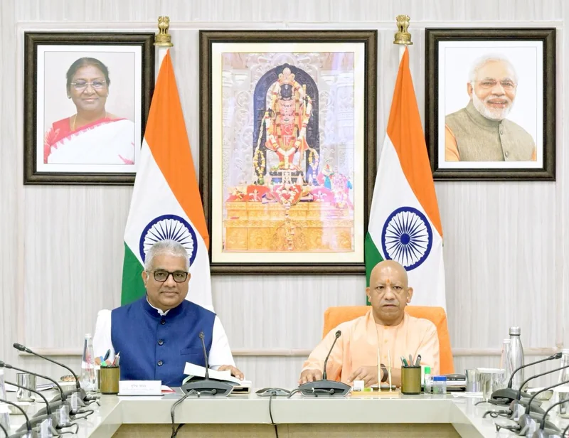 केन्द्रीय पर्यावरण, वन एवं जलवायु परिवर्तन मंत्री ने उत्तर प्रदेश के मुख्यमंत्री के साथ राज्य की वायु प्रदूषण…